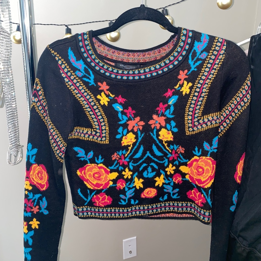 Floral Pattern Sweater Top
